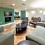 Canalside Inn