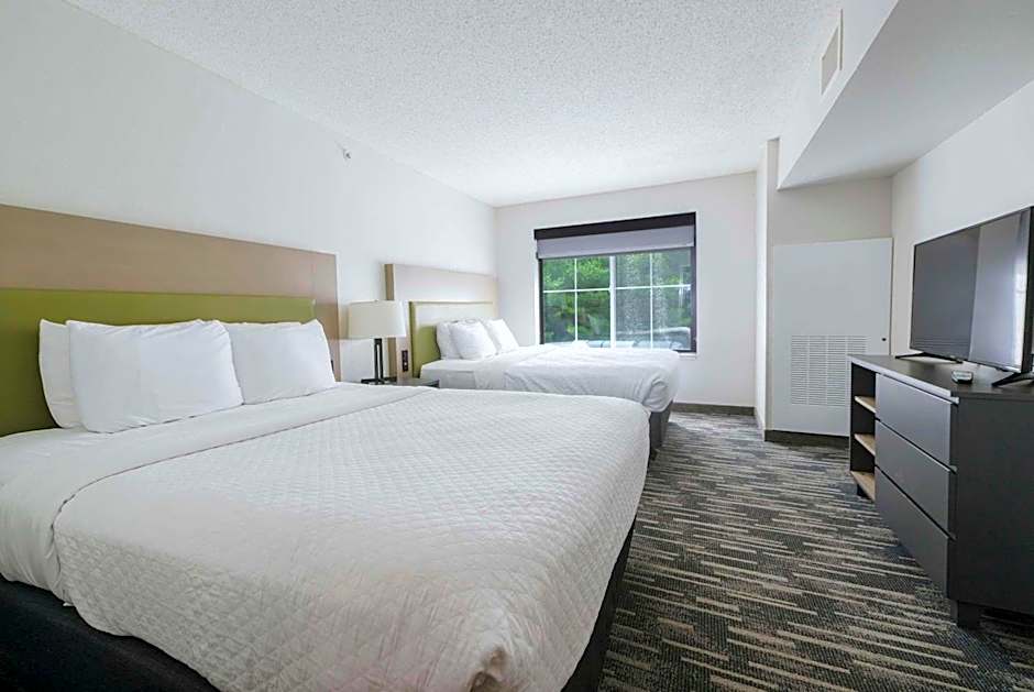 Country Inn & Suites by Radisson, Lake George (Queensbury), NY