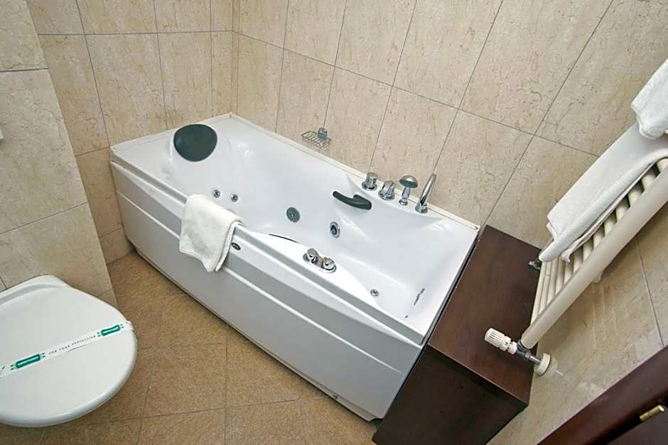 Casa Iris-Hotel & Restaurant