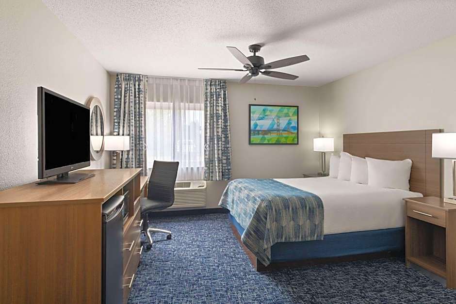 Baymont by Wyndham Mt. Pleasant