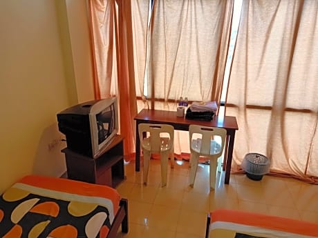 Standard Room with Window