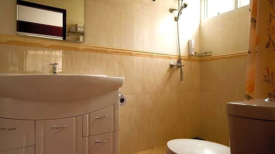 Bluebird Inn Pattaya