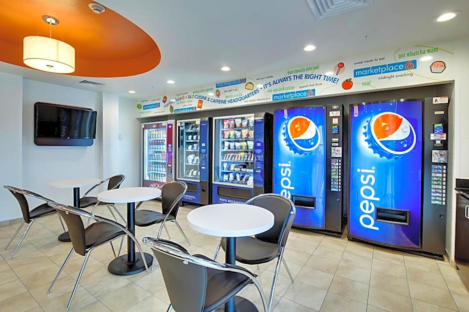 Motel 6-Poplar Bluff, MO