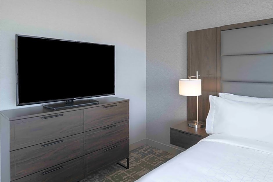 Staybridge Suites Boston Logan Airport - Revere By IHG