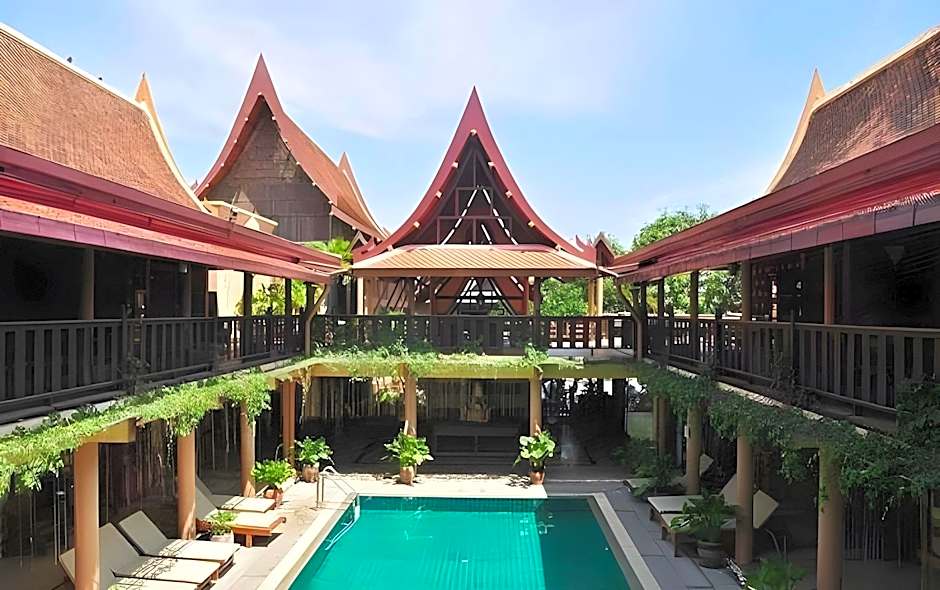 Ruean Thai Hotel