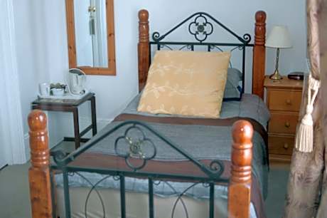 Single Room with Private Bathroom