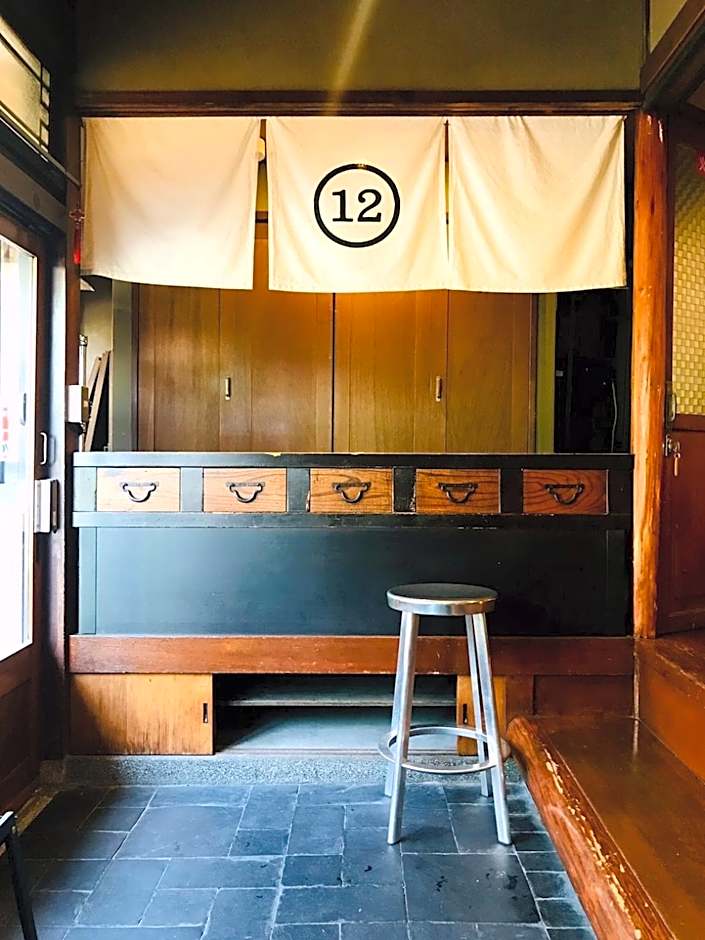 ダース旅館＆カフェ（Dozen-Ryokan＆Cafe）