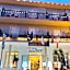 hotel iris