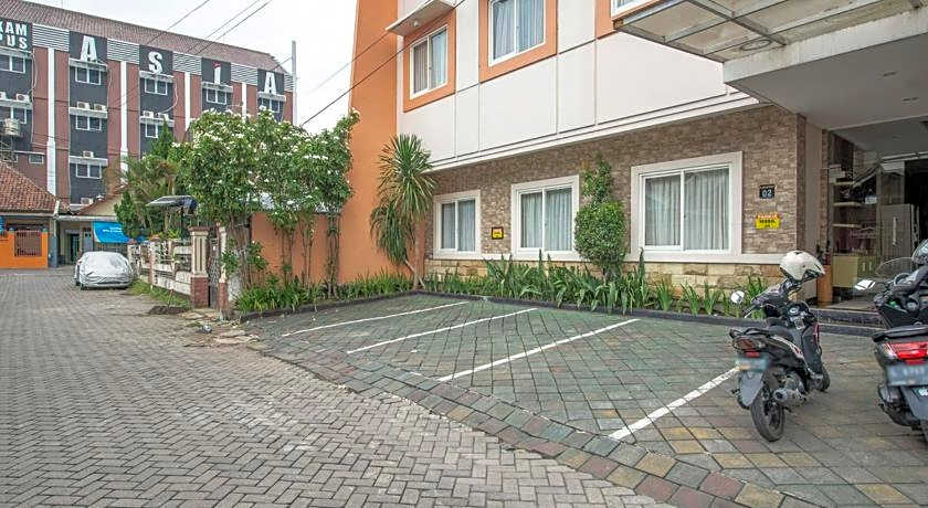 RedDoorz Syariah @ Soekarno Hatta Indah 2