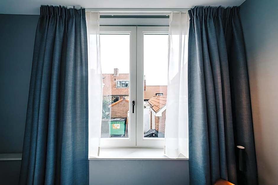 Amsterdam Beach Hotel