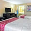 Garden Inn & Suites