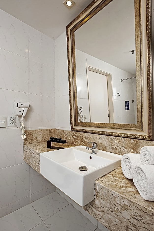 BRUT by Slaviero Hotéis