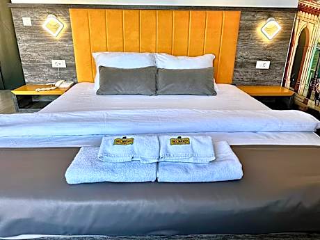 Junior Suite with Balcony