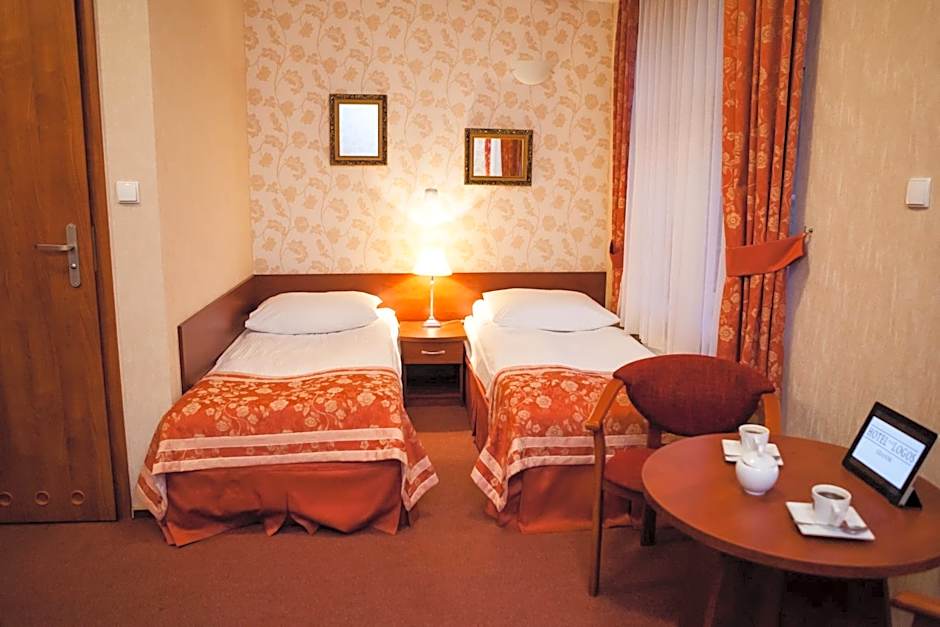 Hotel Logos