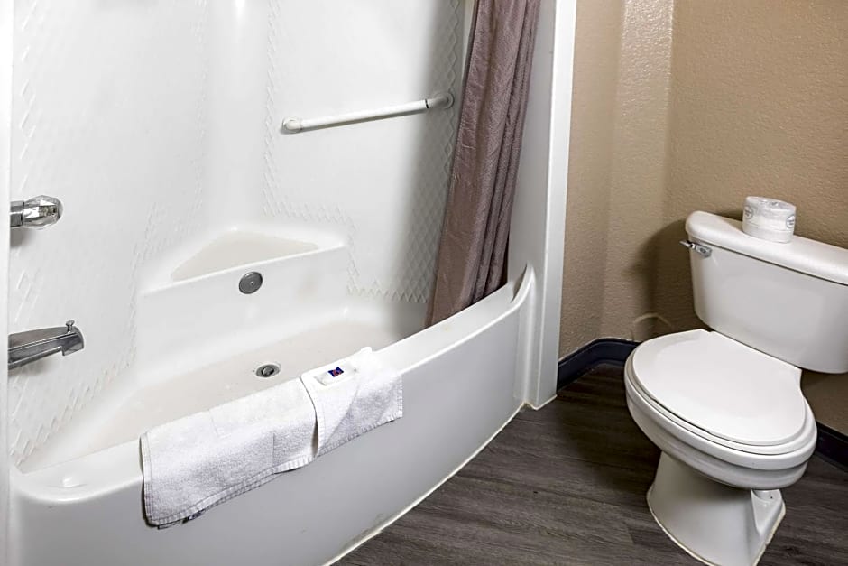 Motel 6-Fort Lupton, CO