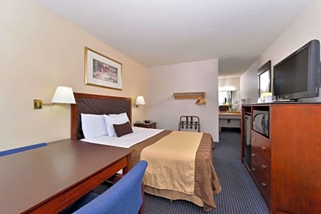 Queen Room