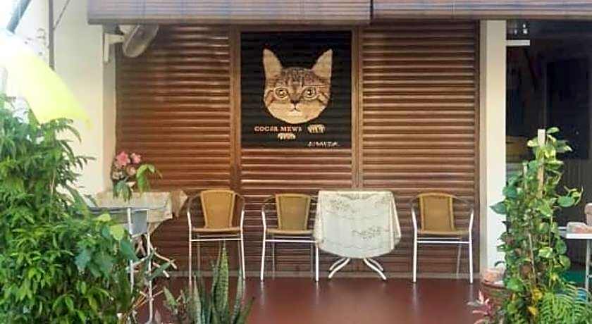 Cocoa Mews Cafe & Home