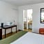 Days Inn by Wyndham St. Petersburg / Tampa Bay Area