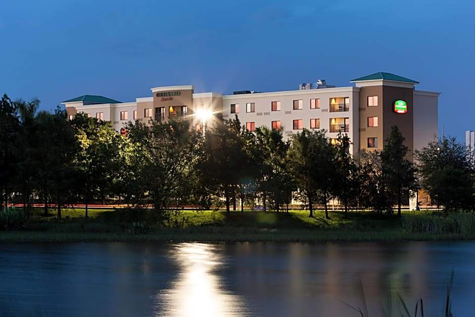 Courtyard by Marriott Miami At Dolphin Mall