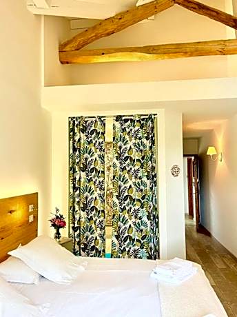 Double or Twin Room with Pool View