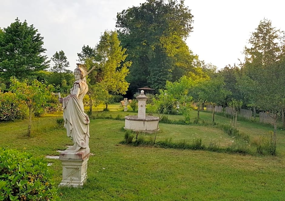 Chateau des Perichons
