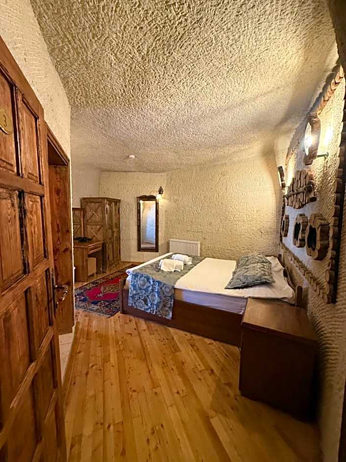Arif Cave Hotel