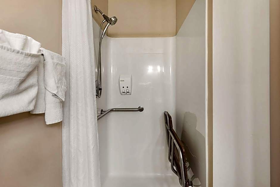Best Western Indian Oak