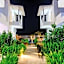 Via Farilya Hotel
