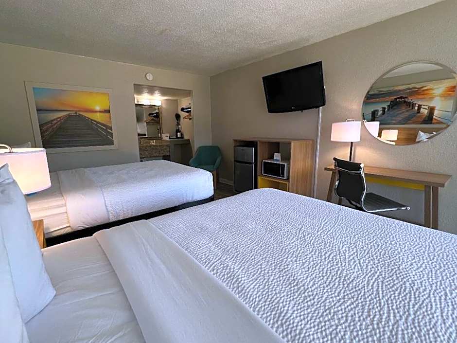 Days Inn by Wyndham Wildwood I-75