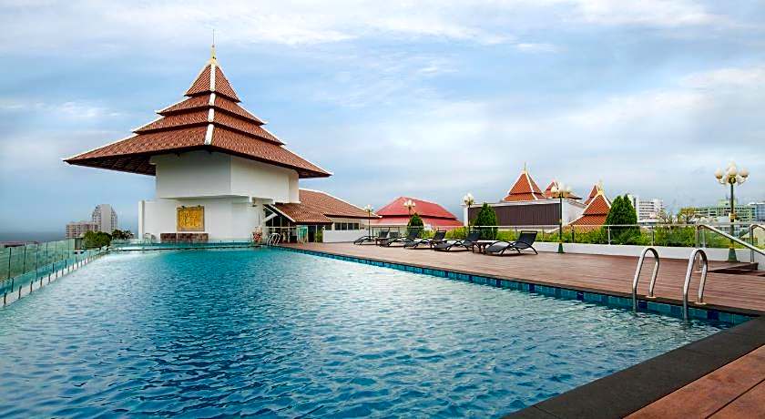 Aiyara Grand Hotel