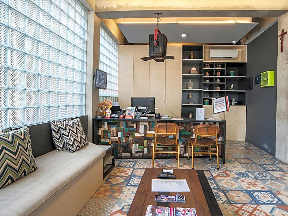 M Boutique Hostel