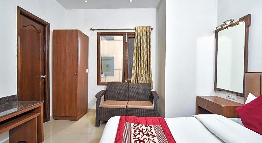 Hotel Sapphire Opposite Golden Temple