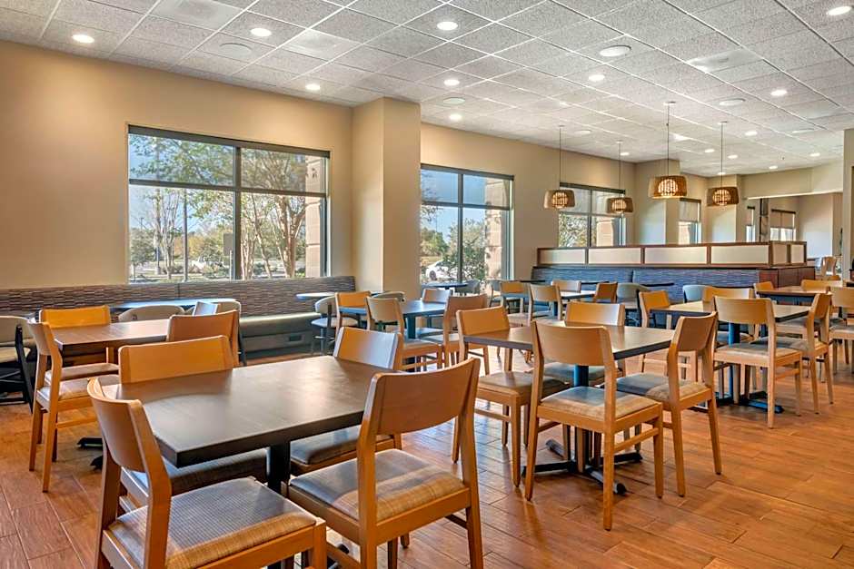 Drury Inn & Suites Valdosta