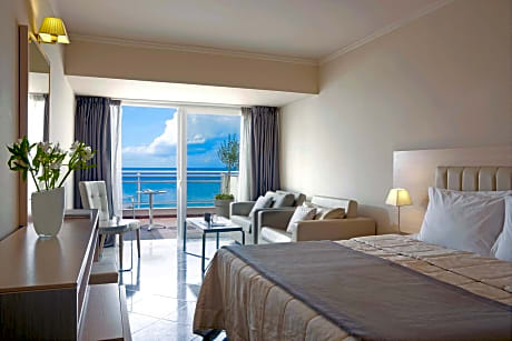 JUNIOR SUITE PANORAMIC SEA VIEW WITH BALCONY (4+0)