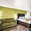 Quality Inn & Suites Quincy - Downtown