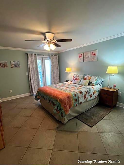 Biloxi Beach-Good Vibes Condo