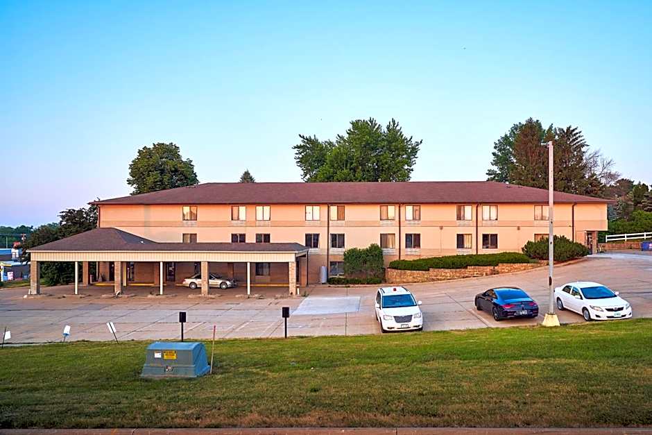 Econo Lodge Maquoketa