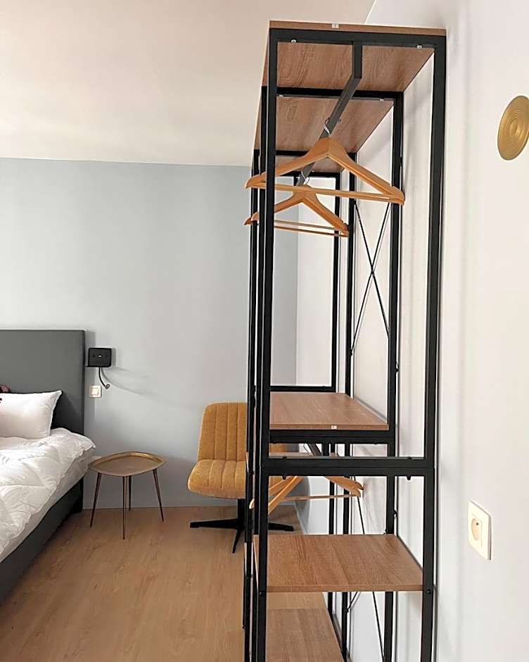 Hôtel La Pièce