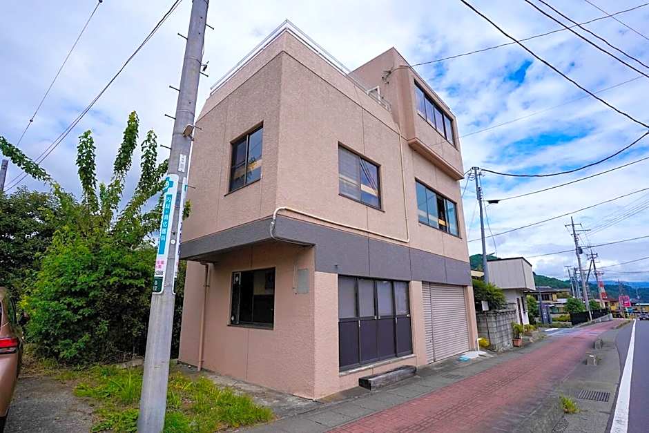 [Kotobuki House] 3F Building with Sky View Terrace! Newly Opened, Next to Yorimichi no Yu