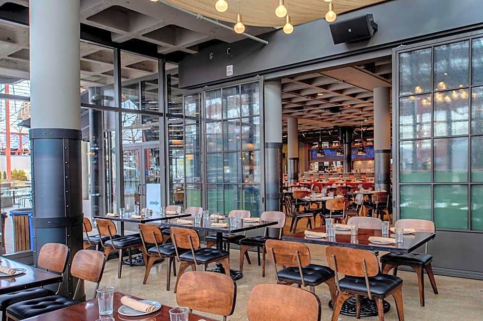 St Louis Union Station Hotel Curio Collection by Hilton
