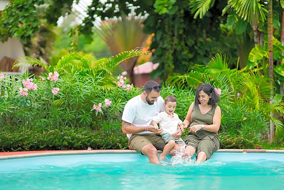 Touch Sea Boutique Hotel&Bistro