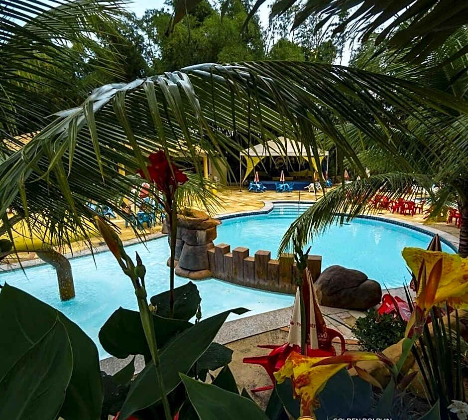 Hotel Golden Dolphin com café da manhã! Piscinas 24h