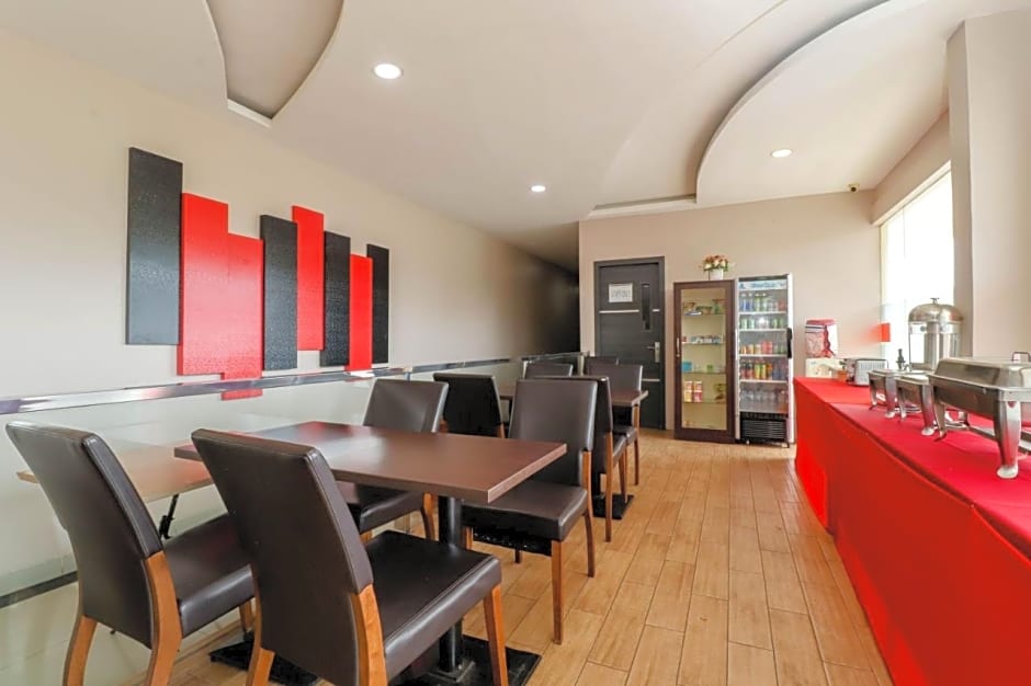 Blitz Hotel Batam Near Sultan Mahmud Ri'ayat Shah