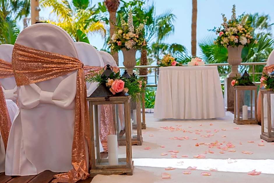 Aquamare Beach Hotel & Spa