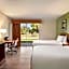 Baymont by Wyndham Intl Speedway/I-95/Daytona Beach