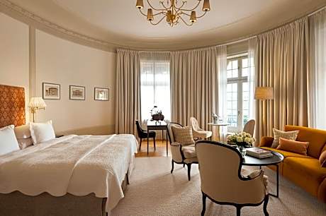 Junior Sea View Suite