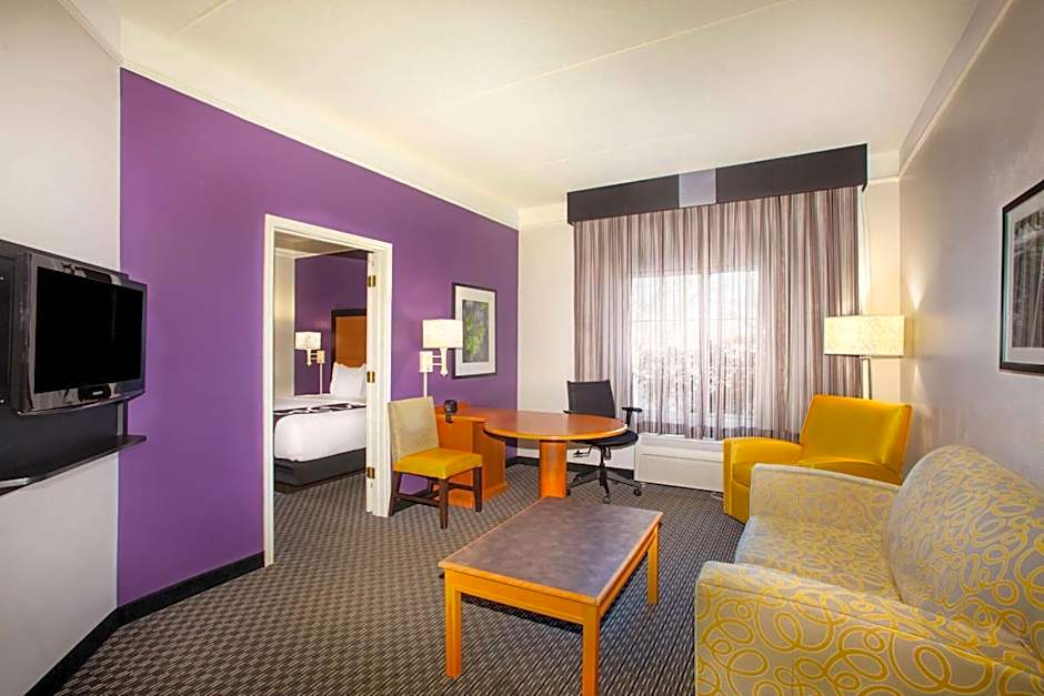 La Quinta Inn & Suites by Wyndham Westport