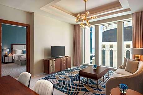 Two-Bedroom Apartment with City View