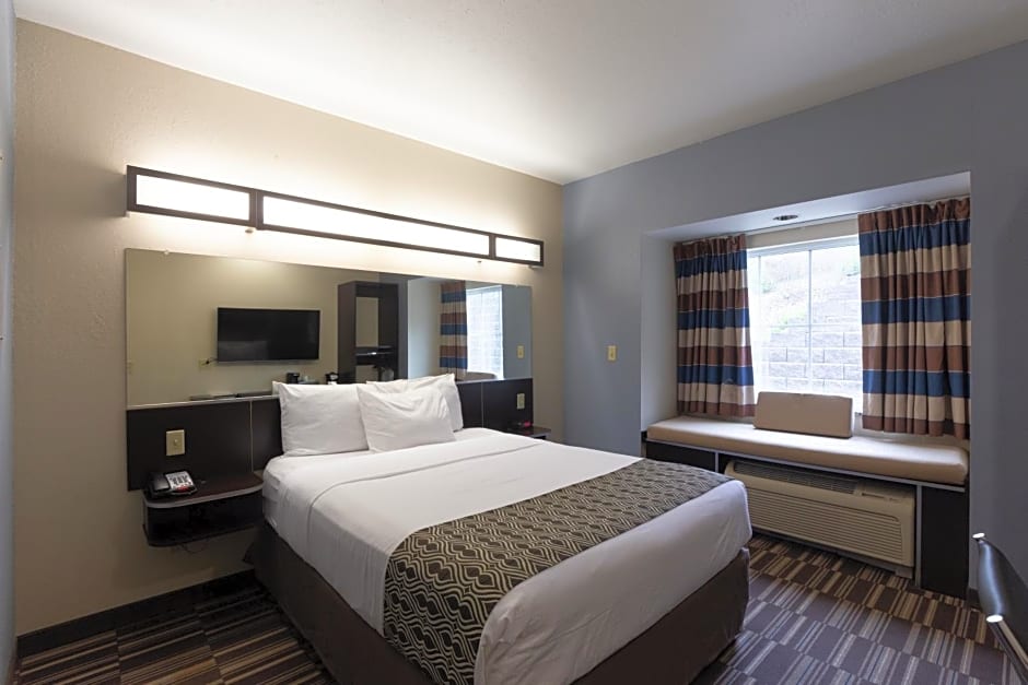 Microtel Inn & Suites By Wyndham Waynesburg
