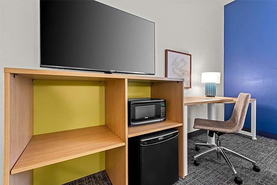 Spark by Hilton Lexington Hamburg